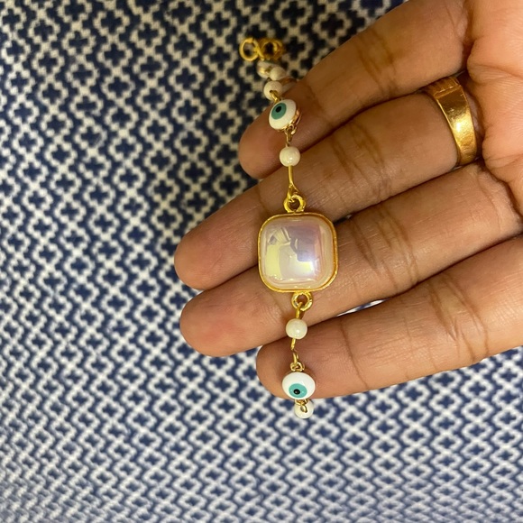 Beautifully handmade bracelet - Picture 2 of 3